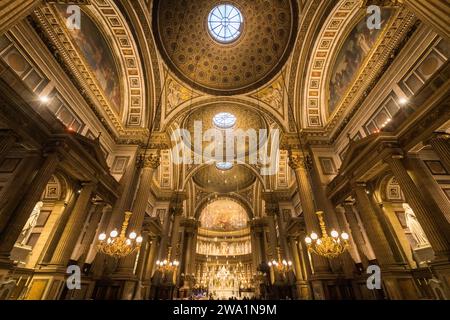 Plafond intérieur de l'église Sainte-Marie-Madeleine Banque D'Images