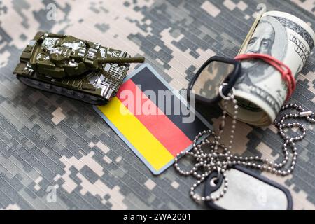 Amy camouflage uniforme avec drapeau dessus, Allemagne Banque D'Images