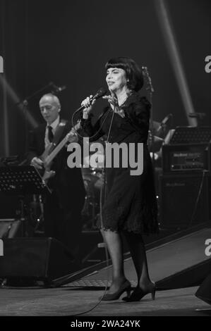 La chanteuse française Mireille Mathieu en concert au Cirque Royal | la chanteuse française Mireille Mathieu en concert au Koninklijk Circus Banque D'Images