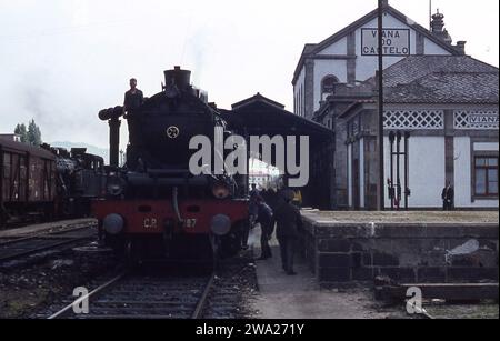 Voyage de 12 jours en France, en Espagne et au Portugal photographiant des machines à vapeur. Avril 1971 Banque D'Images