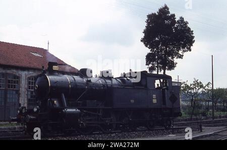 Voyage de 12 jours en France, en Espagne et au Portugal photographiant des machines à vapeur. Avril 1971 Banque D'Images