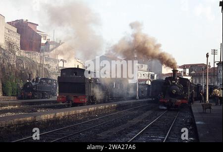 Voyage de 12 jours en France, en Espagne et au Portugal photographiant des machines à vapeur. Avril 1971 Banque D'Images