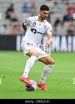 Parramatta, Australie. 01 janvier 2024. Jake McGing du Macarthur FC vu en action lors du match de la saison 10 de la A-League 2023/24 entre le Western Sydney Wanderers FC et le Macarthur FC au CommBank Stadium. Score final ; Western Sydney Wanderers FC 3:1 Macarthur. Crédit : SOPA Images Limited/Alamy Live News Banque D'Images