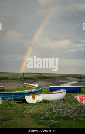 Arc-en-ciel sur le quai - Norfolk, Angleterre, Royaume-Uni Banque D'Images