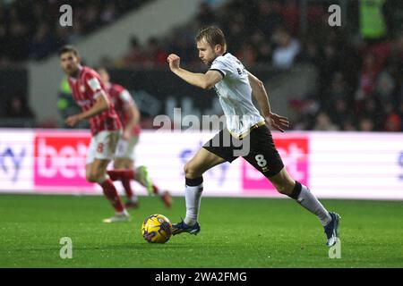 Billy Mitchell de Millwall en action lors du Sky Bet Championship Match à Ashton Gate, Bristol. Date de la photo : lundi 1 janvier 2024. Banque D'Images