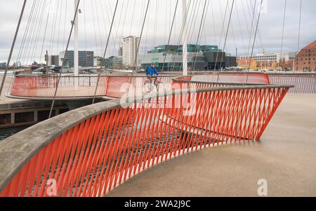 Copenhague, Danemark - Circle Bridge par Studio Olafur Eliasson Banque D'Images