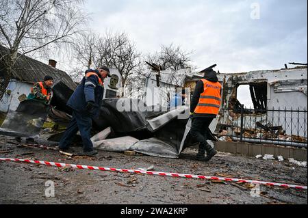 Non Exclusif : LVIV, UKRAINE - 1 JANVIER 2024 - Les Travailleurs ...