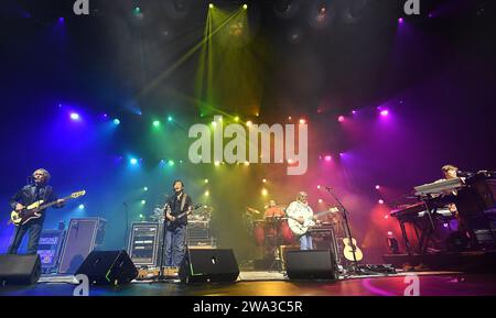 Oakland, États-Unis. 31 décembre 2023. The String Cheese incident se produit au Fox Theatre le 31 décembre 2023 à Oakland, en Californie. Photo : Casey Flanigan/imageSPACE crédit : Imagespace/Alamy Live News Banque D'Images