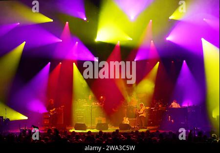 Oakland, États-Unis. 31 décembre 2023. The String Cheese incident se produit au Fox Theatre le 31 décembre 2023 à Oakland, en Californie. Photo : Casey Flanigan/imageSPACE crédit : Imagespace/Alamy Live News Banque D'Images