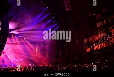 Oakland, États-Unis. 31 décembre 2023. The String Cheese incident se produit au Fox Theatre le 31 décembre 2023 à Oakland, en Californie. Photo : Casey Flanigan/imageSPACE/Sipa USA crédit : SIPA USA/Alamy Live News Banque D'Images