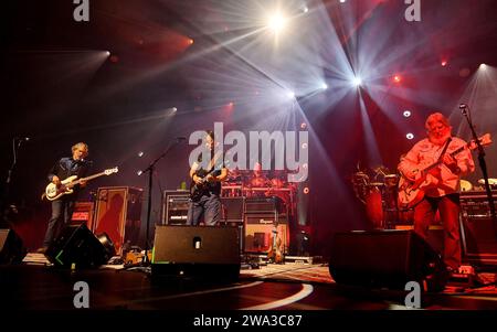 Oakland, États-Unis. 31 décembre 2023. The String Cheese incident se produit au Fox Theatre le 31 décembre 2023 à Oakland, en Californie. Photo : Casey Flanigan/imageSPACE crédit : Imagespace/Alamy Live News Banque D'Images