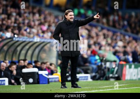 Leeds, Royaume-Uni. 1 janvier 2024. Daniel Farke, Manager de Leeds United, fait des gestes pendant le match du championnat Sky Bet à Elland Road, Leeds. Le crédit photo devrait être : Gary Oakley/Sportimage crédit : Sportimage Ltd/Alamy Live News Banque D'Images