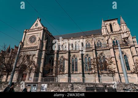 Genève, Suisse - 25 mars 2022 : la basilique notre-Dame de Genève est la principale église catholique romaine de Genève, en Suisse. Banque D'Images