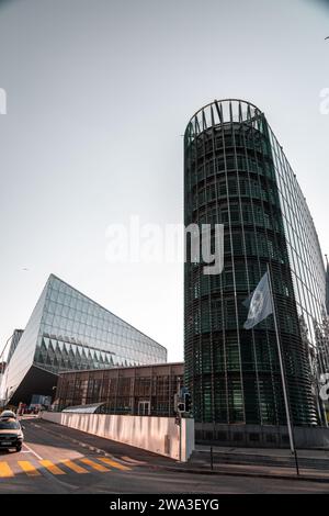 Genève, Suisse - 25 mars 2022 : le bâtiment de l'Organisation météorologique mondiale à Genève, Suisse. Banque D'Images