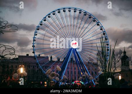 Grande roue à Lyon pendant le Festival de la lumière 2017, France Banque D'Images