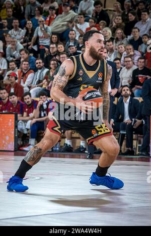 Monaco, Monaco. 29 décembre 2023. Le joueur #55 de Monaco Mike James est en action lors du match pour la 17e manche de l'Euroleague Turkish Airlines entre L'AS Monaco et le FC Barcelone à la salle Gaston-Medecin à Monaco, le 29 décembre 2023. Photo de Laurent Coust/ABACAPRESS.COM crédit : Abaca Press/Alamy Live News Banque D'Images
