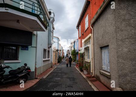 La Pointe courte, un quartier de pêcheurs populaire situé entre le Canal Royal et la lagune de l'étang de Thau. Sète, France Banque D'Images