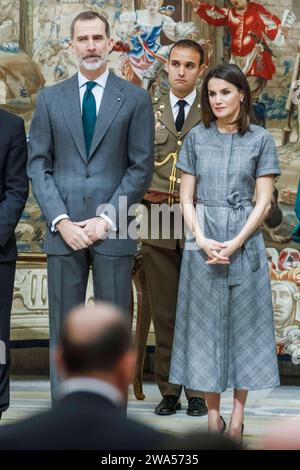 **PHOTO DE FICHIER** la reine Letizia a prétendu scandale de tricherie sur le roi Felipe d'Espagne répand des rumeurs de séparation. MADRID, ESPAGNE - février 21 : le roi Felipe VI d'Espagne et la reine Letizia d'Espagne participent aux Prix nationaux de la recherche 2018. 21 février 2019. Droit d'auteur : xJimmyxOlsenx Banque D'Images