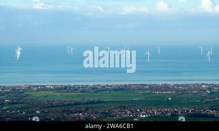 Une vue aérienne donnant sur le parc éolien de Wirral à Liverpool Bay, au nord-ouest de l'Angleterre, Royaume-Uni Banque D'Images