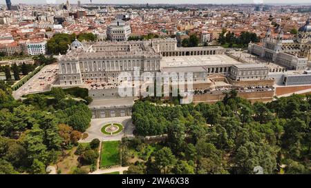 Drone photo Palais Royal de Madrid, Palacio Real de Madrid Espagne Europe Banque D'Images