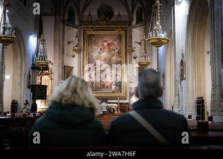 Madrid, Espagne. 02 janvier 2024. Madrid, Espagne, décembre 2023. Vue intérieure de Iglesia de Los Jerónimos o de San Jerónimo el Real. Madrid. Espagne (photo Oscar Gonzalez/Sipa USA) (photo Oscar Gonzalez/Sipa USA) crédit : SIPA USA/Alamy Live News Banque D'Images