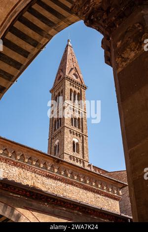 Clocher de la Basilique Santa Maria Novella à Florence, Italie Banque D'Images