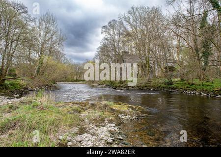 River Earn, Comrie, Perthshire, Écosse, Royaume-Uni Banque D'Images