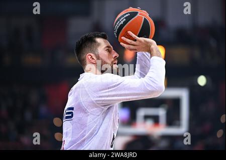 Pirée, Lombardie, Grèce. 2 janvier 2024. 25 ALEC PETERS de l'Olympiacos Pirée lors de l'Euroleague, ronde 18, match entre l'Olympiacos Pirée et l'EA7 Emporio Armani Milan au Peace & Friendship Stadium le 2 janvier 2024, au Pirée, Grèce (image de crédit : © Stefanos Kyriazis/ZUMA Press Wire) USAGE ÉDITORIAL SEULEMENT! Non destiné à UN USAGE commercial ! Banque D'Images