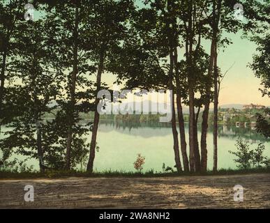 Aperçu du lac Mirror, montagnes Adirondack, Lake Placid, comté d'Essex, New York 1902. Banque D'Images