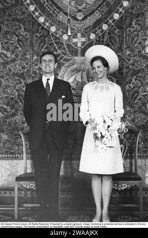 Margrethe II du Danemark. Photo avec Henri de Laborde de Monpezat au palais Fredensborg à Copenhague dans le cadre de leur mariage le 10 1967 juin. Banque D'Images