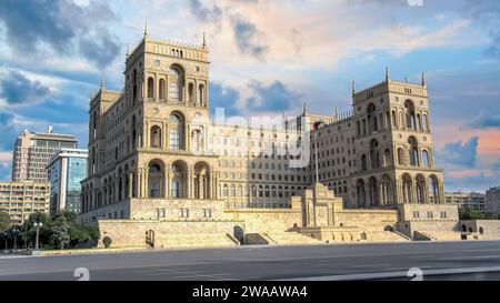 Azerbaïdjan Chambre du gouvernement et Conseil des ministres de l'Azerbaïdjan, abritant les bureaux politiques du pays, situés sur la place de la liberté à Bakou Banque D'Images