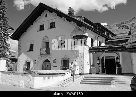 La belle ex-Gaurdalej hôtel a été transféré dans le Giardino Mountain Hotel après un 80 Mio. Investment Banque D'Images