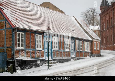 Viborg, Danemark. 03 janvier 2024. Fortes chutes de neige à Viborg, Jutland central, Danemark, mercredi 3 janvier 2024. Crédit : Ritzau/Alamy Live News crédit : Ritzau/Alamy Live News Banque D'Images