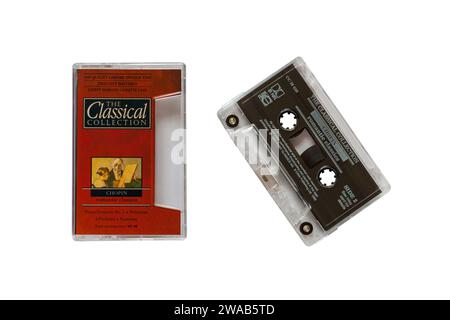 The Classical Collection Chopin Romantic Classics cassette cassette retiré de l'affaire isolé sur fond blanc - musique classique Banque D'Images