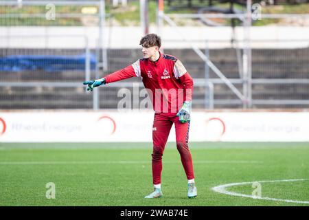 Koeln, Deutschland. 03 janvier 2024. Jonas Nickisch (1.FC Koeln, 12) 1. FC K?ln, formation 03.01.2024 crédit : dpa/Alamy Live News Banque D'Images