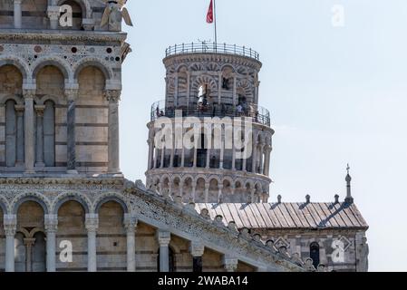 La célèbre tour penchée de Pise, Italie Banque D'Images