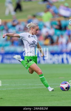 Sydney, Australie. 03 janvier 2024. Nickoletta Flannery de Canberra se réchauffe avant le match RD4 féminin de La A-League entre Sydney FC et Canberra United à Leichhardt Oval le 3 janvier 2024 à Sydney, Australie Credit : IOIO IMAGES/Alamy Live News Banque D'Images