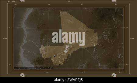 Mali mis en évidence sur une carte d'altitude colorée en tons sépia avec lacs et rivières carte avec le point de la capitale du pays, grille cartographique, distance sca Banque D'Images