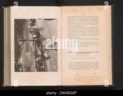 Chariot avec le tsar Nicolaas II de Russie et la tsarine Alexandra Fjodorovna près de Versailles, Bourgeois, c. 1896 impression photomécanique France voiture de passagers en papier. souverain, souverain. Rule, Sovereign - BB - règle féminine Banque D'Images