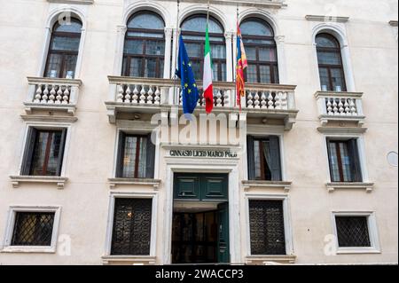 Venise, Italie- 23 février 2023 : Ginnasio Liceo Marco Polo à Venise Banque D'Images