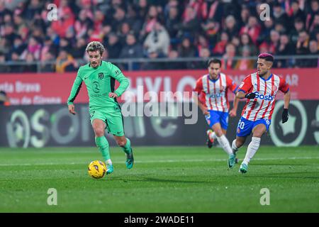 Girona, ESP. 03 janvier 2024. GIRONA FC-ATLÉTICO DE MADRID 03 janvier 2024 Griezmann (7) de l'Atlético de Madrid lors du match entre Girona FC et AT. De Madrid correspondant à la dix-neuvième journée de la Liga EA Sports au stade municipal de Montilivi à Gérone, Espagne. Crédit : Rosdemora/Alamy Live News Banque D'Images