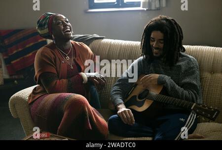 DATE DE SORTIE : 12 janvier 2024. TITRE : Bob Marley : One Love. STUDIO : Paramount Pictures. RÉALISATEUR : Reinaldo Marcus Green. INTRIGUE : un regard sur la vie du légendaire musicien reggae Bob Marley. AVEC LASHANA LYNCH dans le rôle de Rita Marley, KINGSLEY BEN ADIR dans le rôle de Bob Marley. (Image de crédit : © Paramount Pictures/Entertainment Pictures/ZUMAPRESS.com) USAGE ÉDITORIAL SEULEMENT! Non destiné à UN USAGE commercial ! Banque D'Images