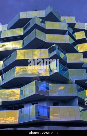 Bâtiment Koh-i-Noor (Prix Pyramide d'argent, 2015). Quartier Zac Rive gauche, Port marianne à Montpellier France Banque D'Images