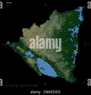 Forme d'une carte altimétrique en couleur avec les lacs et les rivières du Nicaragua, avec l'échelle de distance et les coordonnées de la frontière de la carte, isolé sur noir Banque D'Images