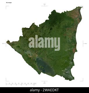 Forme d'une carte satellite à basse résolution du Nicaragua, avec échelle de distance et coordonnées de la frontière de la carte, isolé sur blanc Banque D'Images