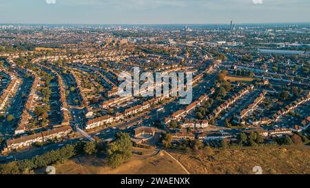 Une vue aérienne du réservoir Brent, Londres, Angleterre en été Banque D'Images