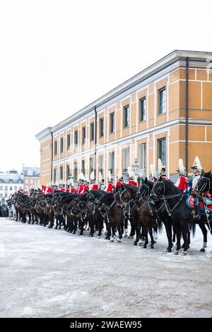 Copenhague, Danemark. , . Sa Majesté la Reine du Danemark, Margrethe II, fait son dernier tour en calèche de la résidence royale du palais d'Amalienborg au palais de Christiansborg à Copenhague. Margrethe II a monté dans le soi-disant Gold Coach, qui est tiré par six chevaux blancs. Crédit : Gonzales photo/Alamy Live News Banque D'Images