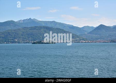 Isola Madre, sur le lac majeur, en Italie, est la plus éloignée des trois îles Borromées du front de mer à Stresa. Banque D'Images