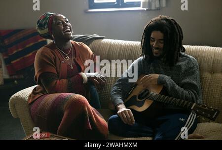 DATE DE SORTIE : 12 janvier 2024. TITRE : Bob Marley : One Love. STUDIO : Paramount Pictures. RÉALISATEUR : Reinaldo Marcus Green. INTRIGUE : un regard sur la vie du légendaire musicien reggae Bob Marley. AVEC LASHANA LYNCH dans le rôle de Rita Marley, KINGSLEY BEN ADIR dans le rôle de Bob Marley. (Image de crédit : © Paramount Pictures/Entertainment Pictures/ZUMAPRESS.com) USAGE ÉDITORIAL SEULEMENT! Non destiné à UN USAGE commercial ! Banque D'Images