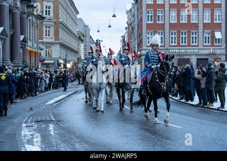 Reine Margrethe II Ride en Golden Carriage Banque D'Images